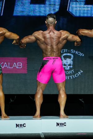MAN'S PHYSIQUE 174